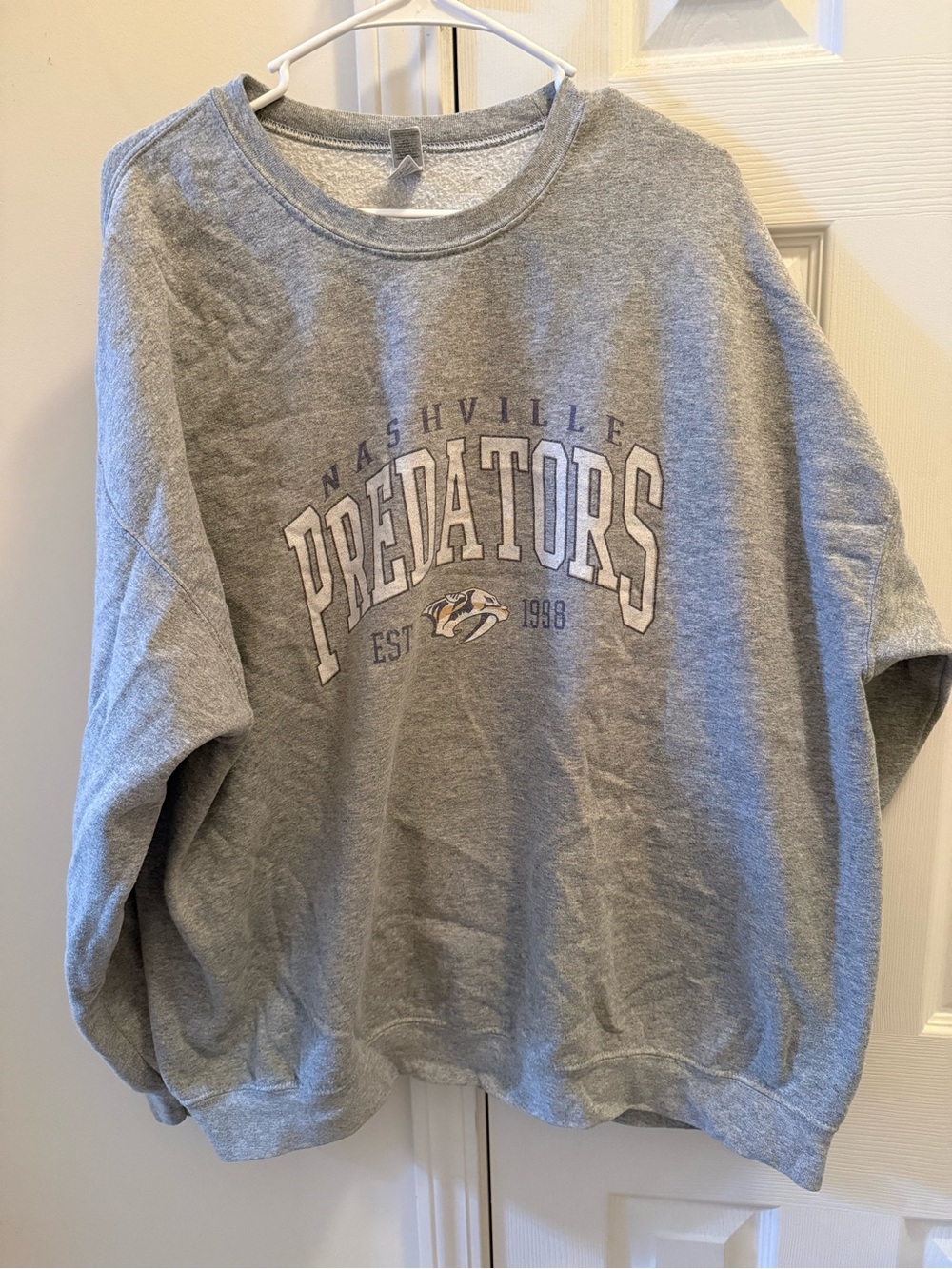 Nashville predators sweatshirt
